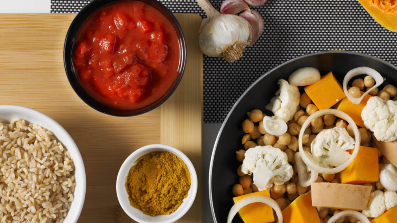 chickpea, cauliflower and pumpkin curry