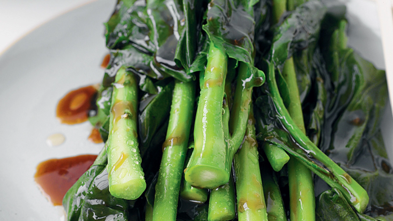 chinese broccoli with oyster sauce