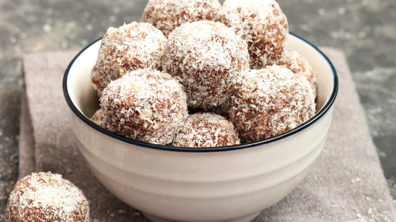 date and oat bliss balls